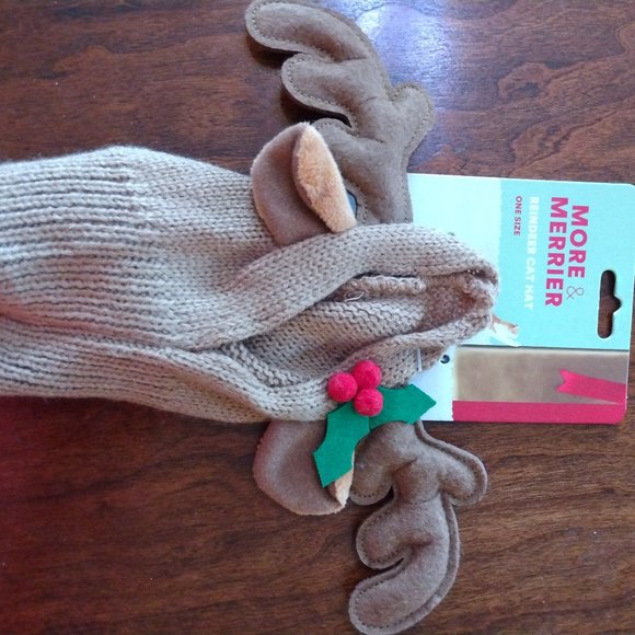 Knit Reindeer Cat Hat, Christmas hat for cats - Picture 1 of 3